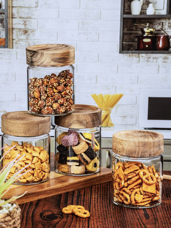Glass jar