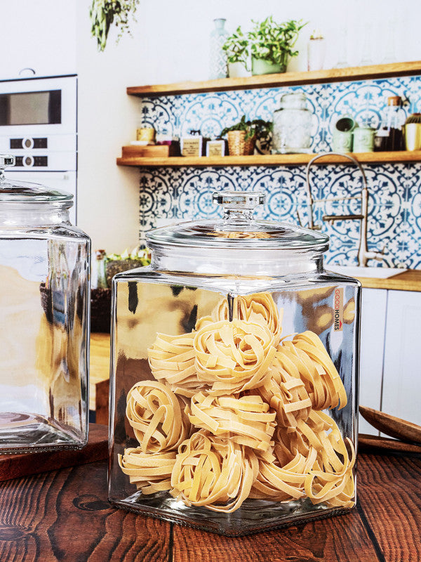 Glass jar