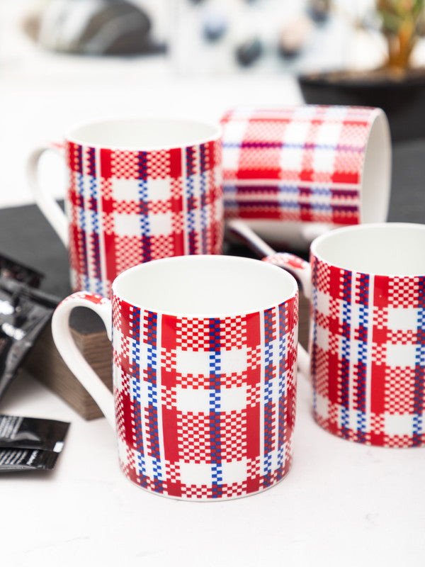 Fine Bone China Tea Cups/Coffee Mugs (Set of 4 Pcs)